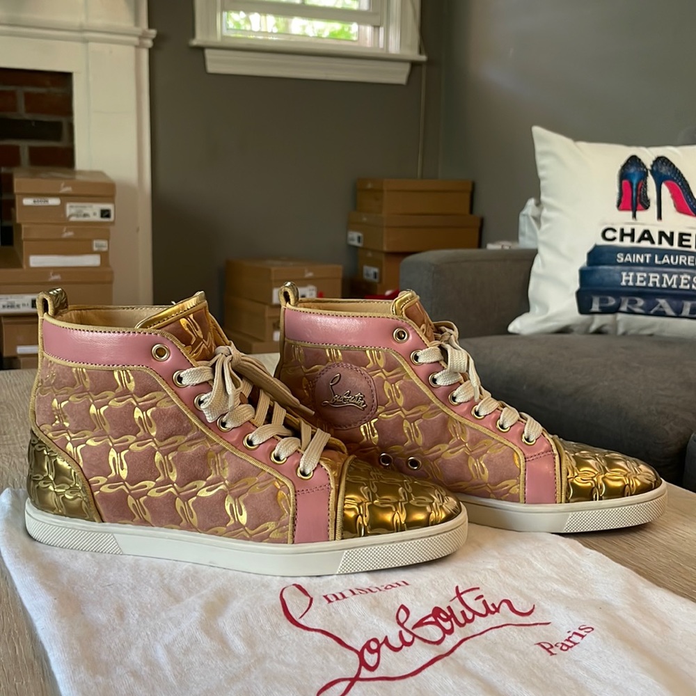 Louboutin Bip Bip Heel Print Sneaker in Gold/Ronsard - 36 MSRP$995